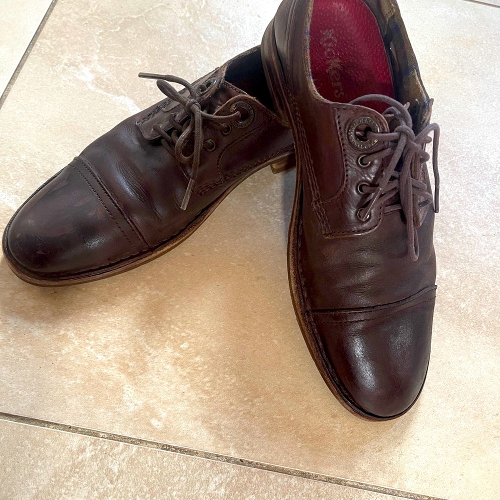 Kickers Brown Leather Oxford Shoes with Cap Toe